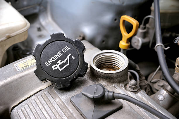8 Reasons Why the Engine Oil Cap Won’t Come Off